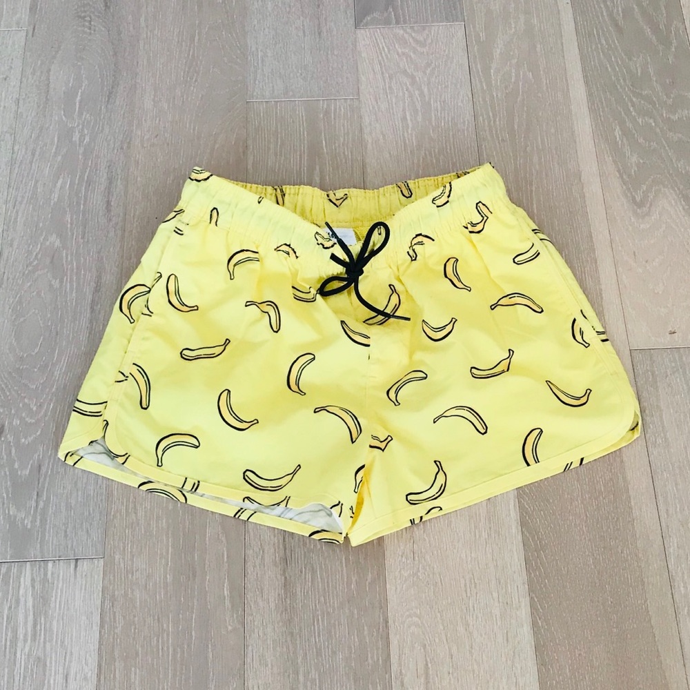 H&M Banana shorts